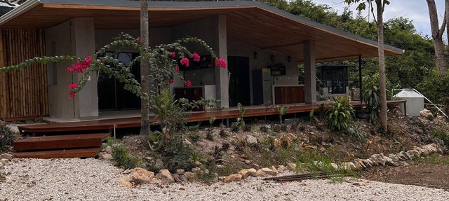 Studio in Nature with Outdoor Kitchen & Double Showers in santa tersa nearbeach in Provincia de Puntarenas