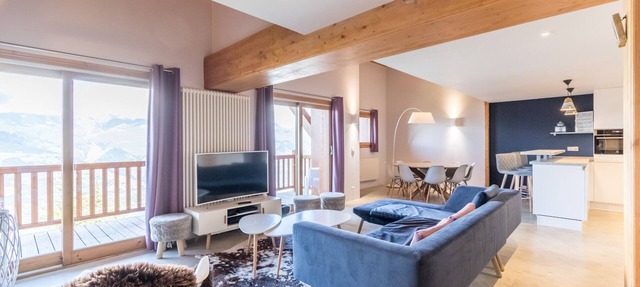 Stunning duplex, great view, pool, direct access to the ski slopes in Bourg-Saint-Maurice