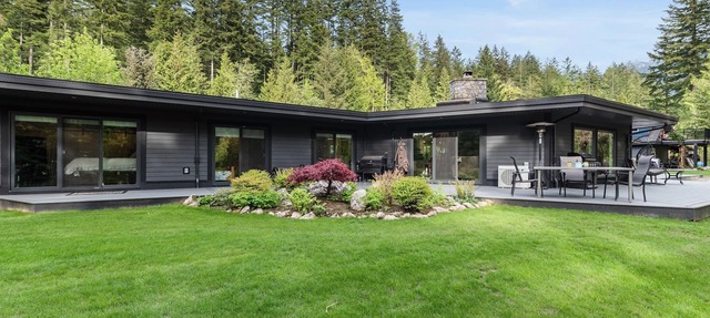 Stunning waterfront getaway! Luxury home on acreage, natures paradise in Chilliwack