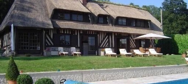 Superb Villa with pool, near Deauville former cider mill in Saint-Martin-Aux-Chartrains