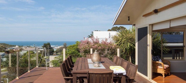 Surf188 - sleeps up to 16 in SMITHS BEACH