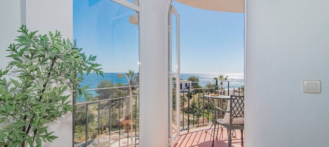 Tesorillo Beach in Velilla for sea lovers on the Costa Tropical! in Almuñécar
