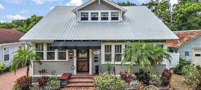 "The Hanscom House" 8 MIN walk to DT! in Mount Dora