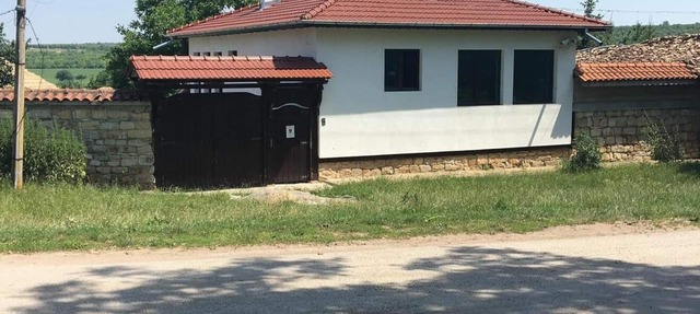 The White House in Palamartsa in Palamartsa