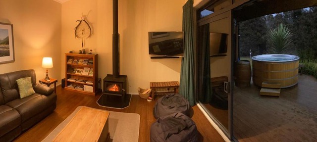 The Woodsman's Den in St. Arnaud