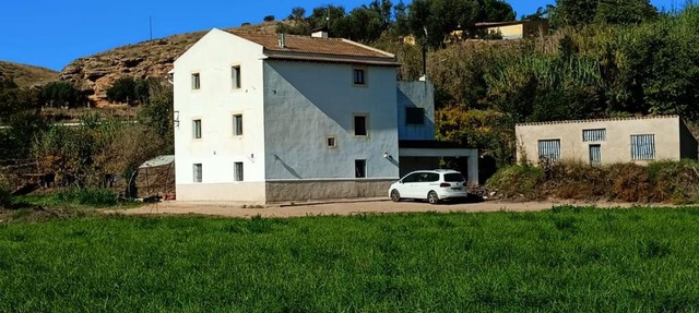 Torre de la Malvasía in Híjar