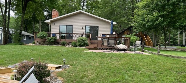 Updated lakefront house - Gladwin in Gladwin