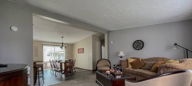 Vacation Delight-Two blocks from boat launch, park, beach and popular Newman St. in East Tawas