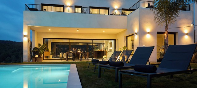 Villa Casa Selva - Luxury and nature only 7 minutes drive from Sitges in Sitges