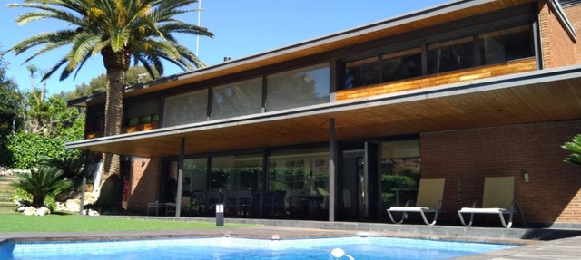 VILLA DEL BOSQUE in Castelldefels