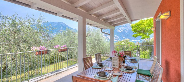 Villa Il Paradiso Di Gabri: Lake-View Villa with Garden, Nago-Torbole, Italy in Nago-Torbole