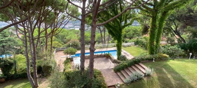 Villa Juny. Best view in North Barcelona Coast in Cabrils
