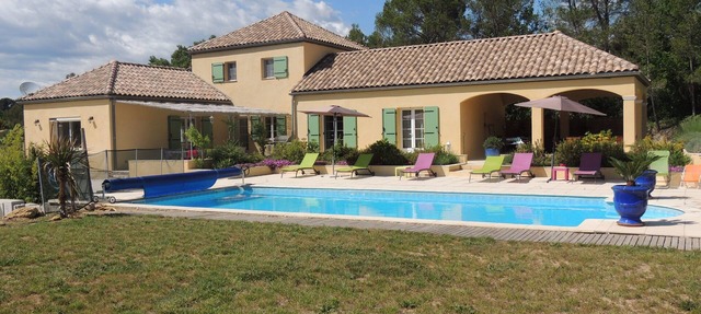 VILLA WITH ALL COMFORTS SUPERB OPEN VIEW HEATED POOL 28C° VERY QUIET FIBER in Lorgues