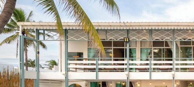 Wander at Bayside 19 | Beachfront Half-Villa, friends (sleeps 14) in Hua Hin