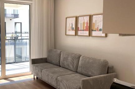 Warsaw Okrzei Apartment - City Center via pedestrian bridge in Warsaw