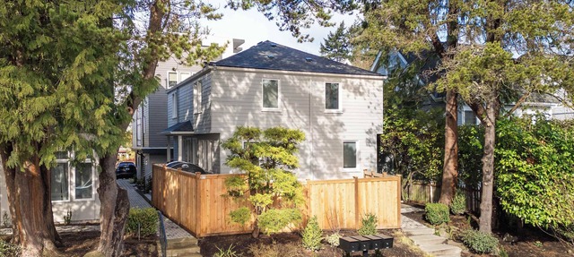 West Seattle Retreat w/3 AC - Near Alki Beach in Seattle