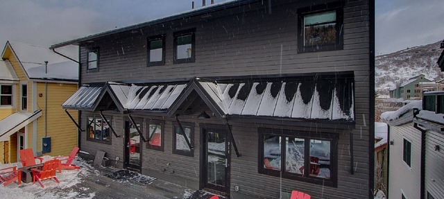 Woodside Ave - Close to Sundance Locations - Private Hot Tub in Park City