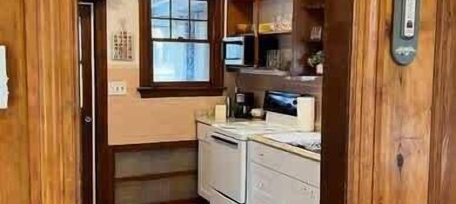 Wright's Cottage- Pet's Welcome & EV Charging in Annapolis
