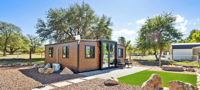 Zebra Ranch - 2-BR Tiny Home Amazing Experience, Prescott -Mtn View Trails Brbq Pck Bal in Prescott