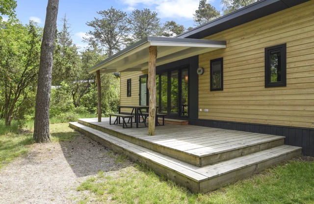 40 m² Recreational vehicle (RV) ∙ 3 bedrooms ∙ 6 guests in Nieuw Milligen