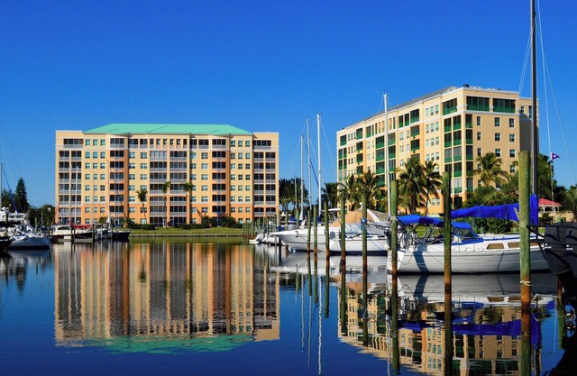Marina 