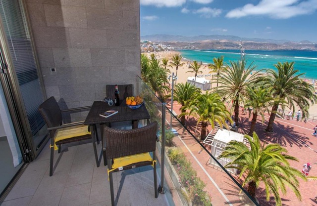 Las Canteras Beach 