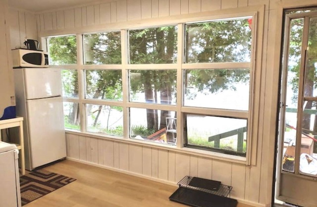 Waterfront Adults Only Private Cabin Sleep 4 in Mar