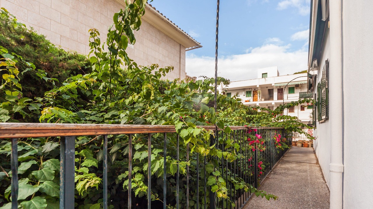 Photo of Outdoor in Les Meravelles