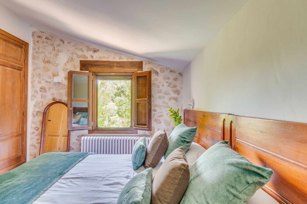 Photo of Bedroom in La Llacuna