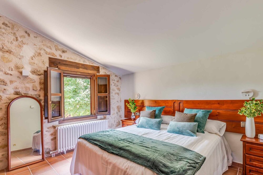 Photo of Bedroom in La Llacuna