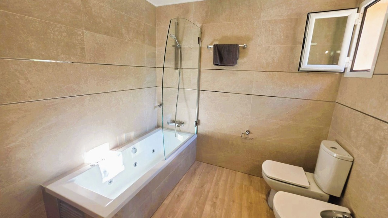 Photo of Bathroom in Llevant