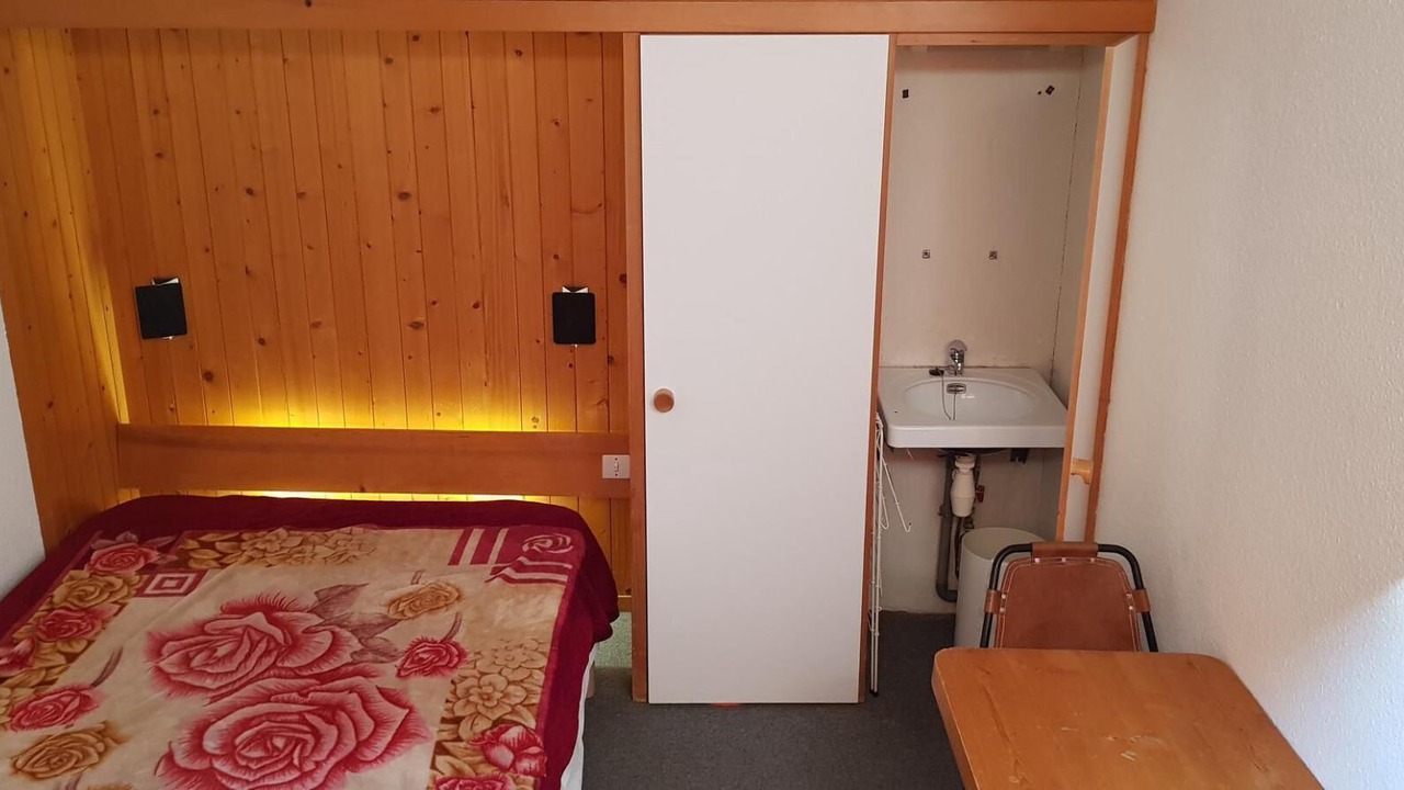 Photo of Bedroom in Arc-1800