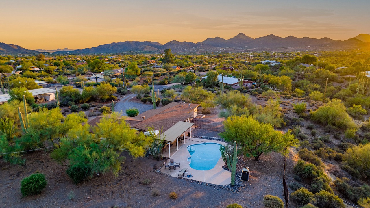 Photo of Outdoor in Azure Hills Estates