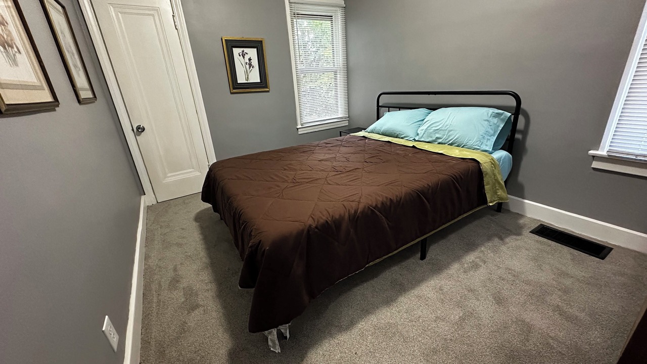 Photo of Bedroom in Detroit