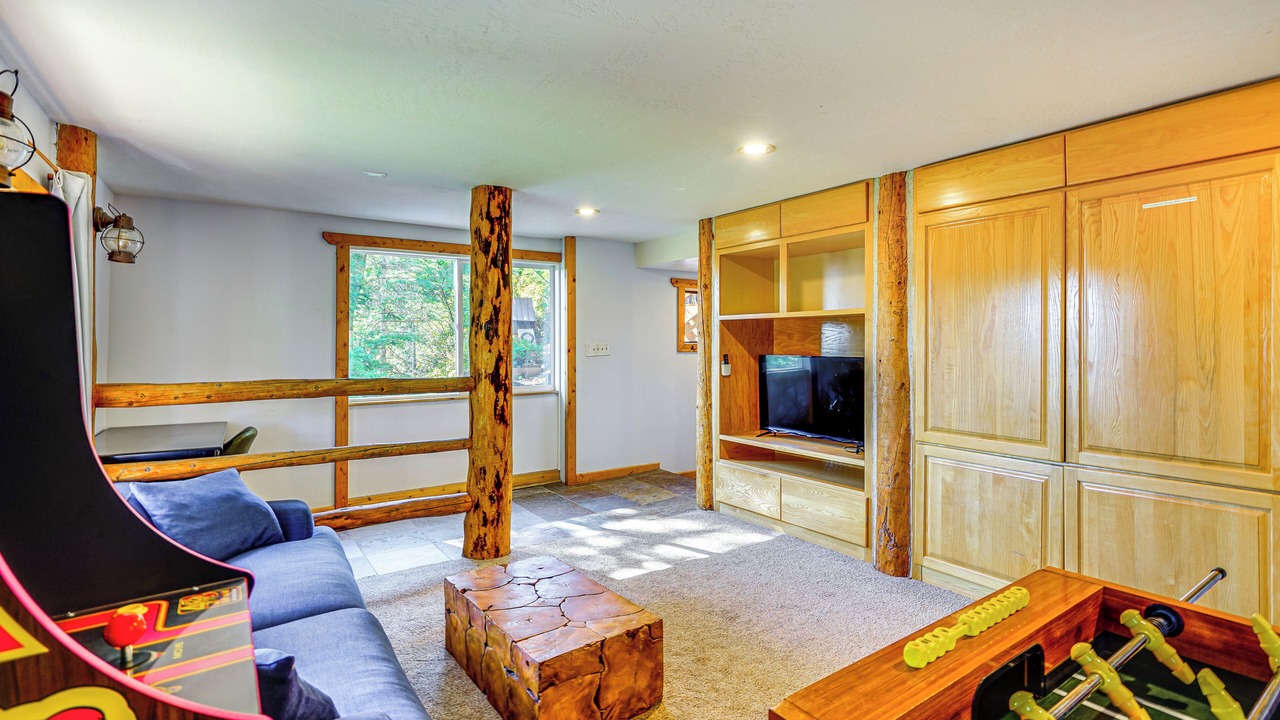 Photo of Livingroom in Summit Park