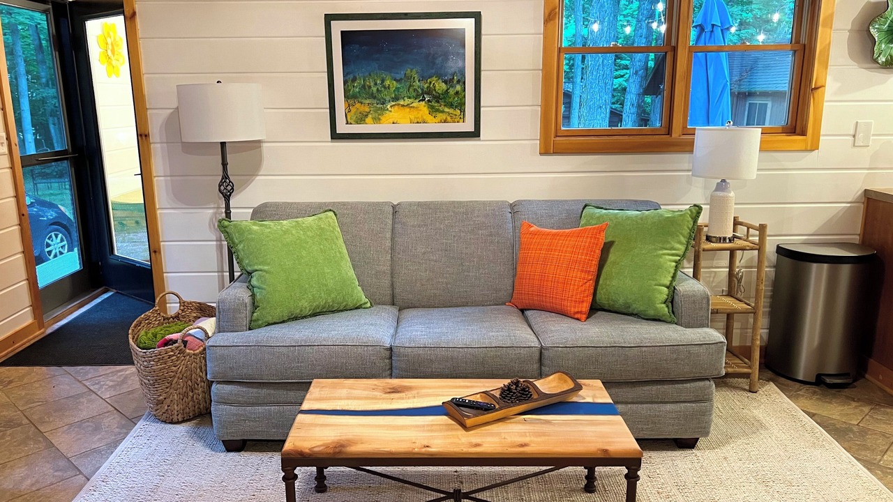 Photo of Livingroom in Northport