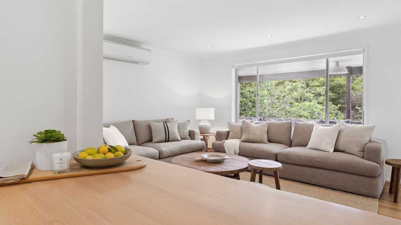 Photo of Livingroom in Red Hill