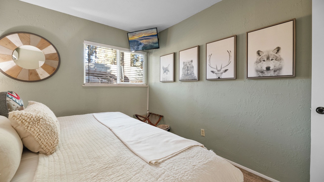 Photo of Bedroom in Big Bear City
