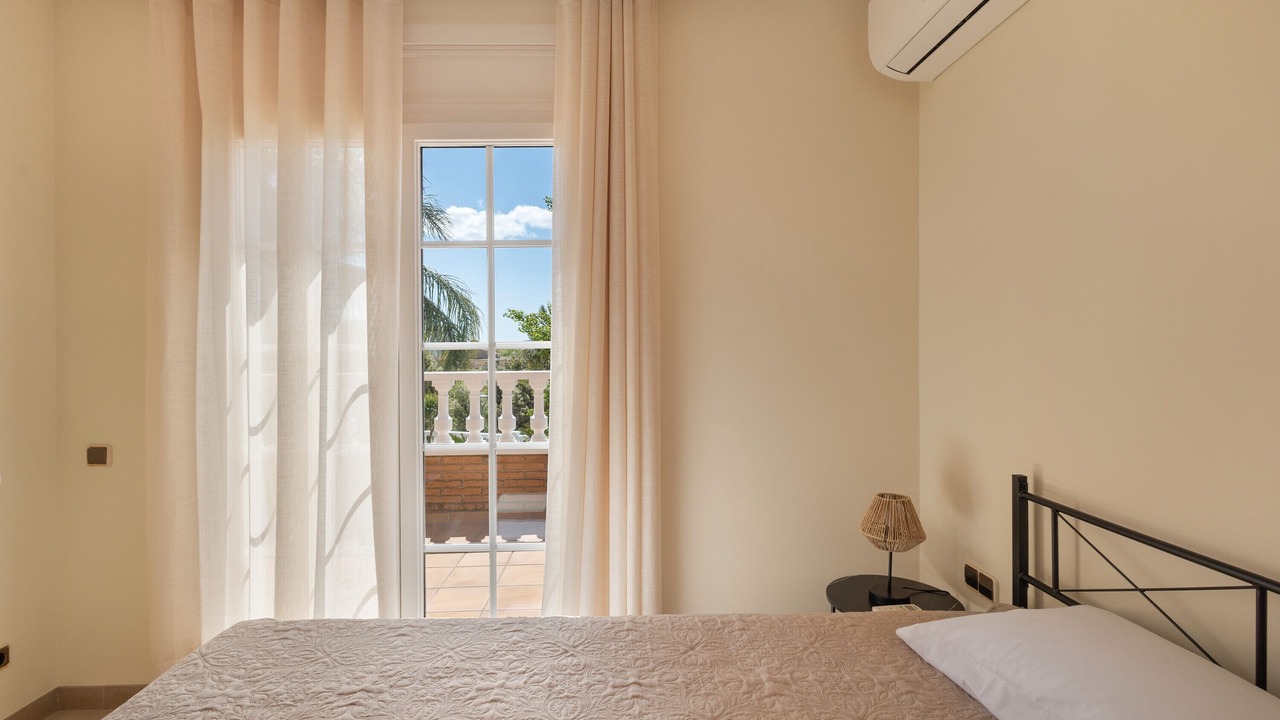 Photo of Bedroom in Pacs del Penedes