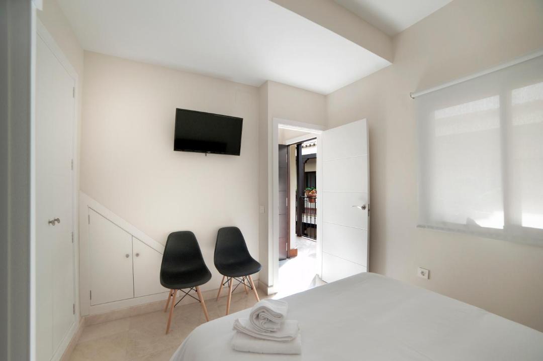 Photo of Bedroom in Alameda