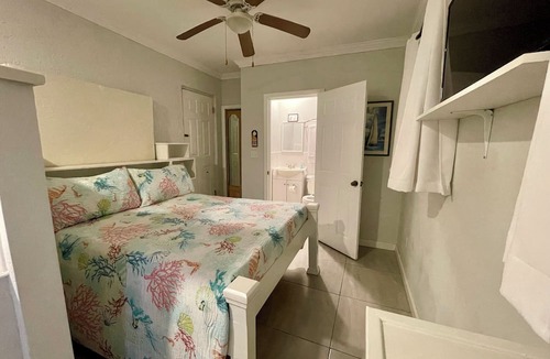 Nassau Apartment | Tranquil Queen Paradise