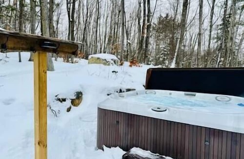 Orford House | Woodpecker, Spa,Foyer,Bike,Ski!