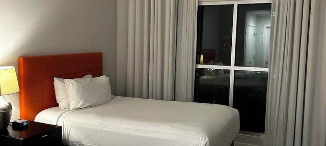 Stunning 2-Bedroom Apartment in Orlando - Your Perfect Disney Getaway! in Kissimmee