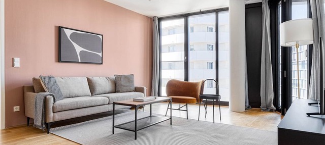 Lovely Favoriten 2BR w/Gym, Lounge & Elevator nr Metro, by Blueground in Vienna