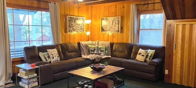 Our Cabin @ The Lake in Green Valley Lake