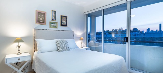 Goldsborough Place Apartments in Teneriffe