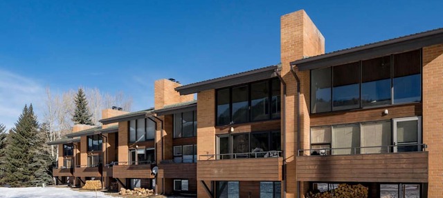 Vail/Beaver Creek Mountain Retreat on Golf Course in Vail