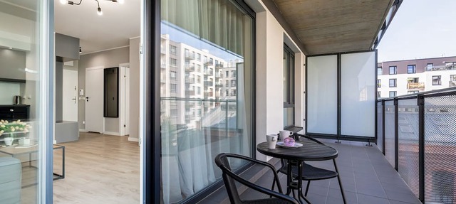 Modern Apartments City Center by Renters in Poznan