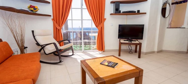 Altamar 44 balcony&pool By CanariasGetaway in San Bartolomé de Tirajana