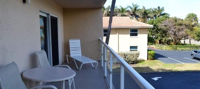 Beachcomber unit 207 in Longboat Key